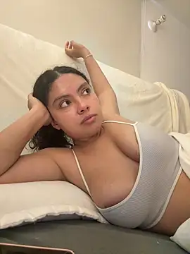 Nathcurly  online show from May 1, 9:08 pm