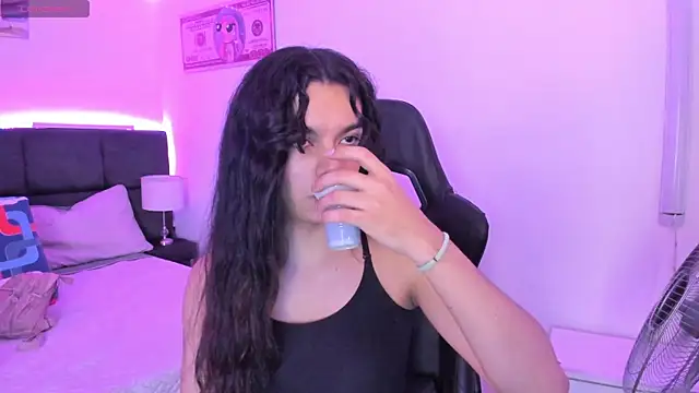 Megan Miles02 online show from November 25, 9:50 pm