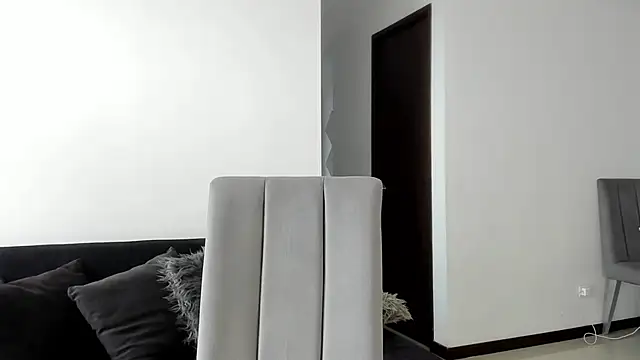 angelturned001 online show from January 24, 9:05 pm