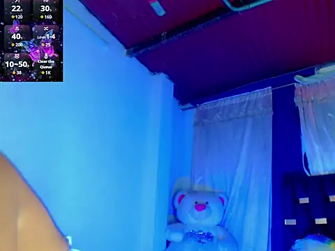 KayleighDreams  online show from October 7, 8:21 pm