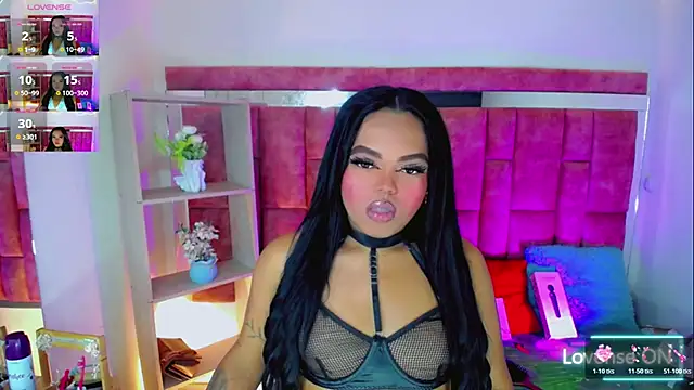 KayleighDreams  online show from June 25, 3:26 am