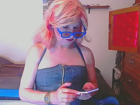 LorenJade online show from February 22, 11:02 am