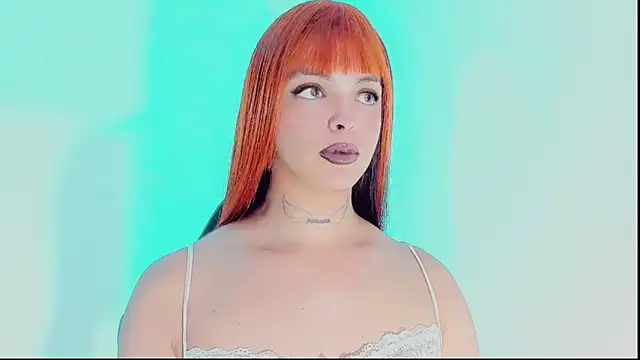 Emmaa Saenz  online show from December 4, 6:23 pm