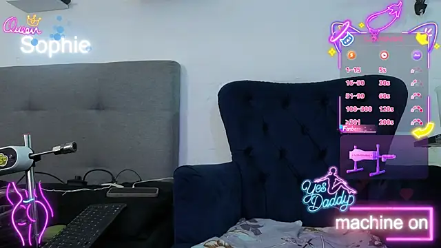 Sophiehuntress online show from February 12, 1:50 pm