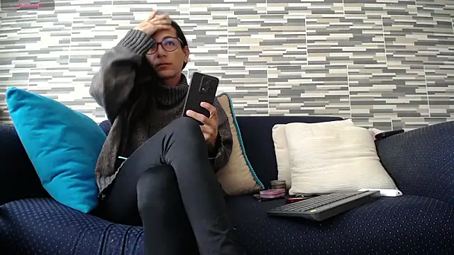 VioletaGomezCo online show from December 4, 3:27 pm