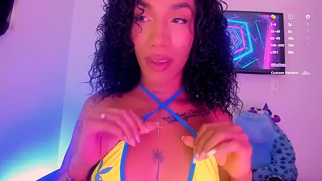 turabbitxx online show from February 12, 1:23 am