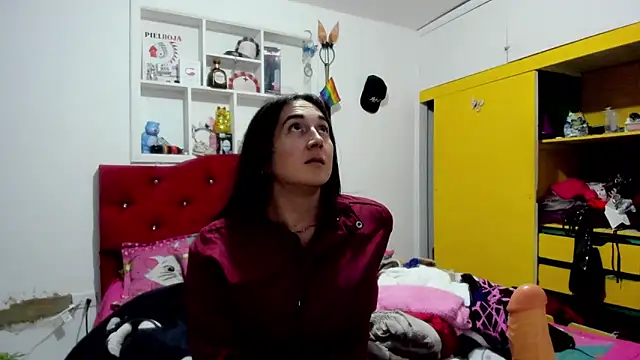 Sweet-Suck69 online show from April 27, 2:21 am