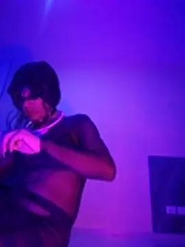 kandyloves online show from November 16, 6:45 am