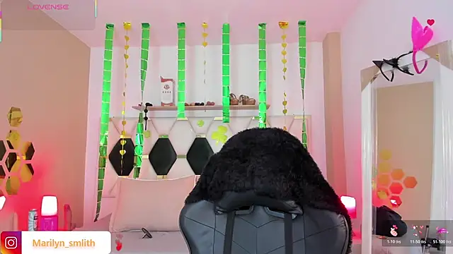 MarilynSmIith online show from March 16, 11:36 am