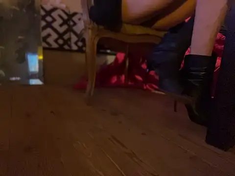 alexheels boots online show from February 7, 9:32 pm