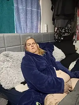 Trans Girl next door420 online show from March 3, 2:31 pm