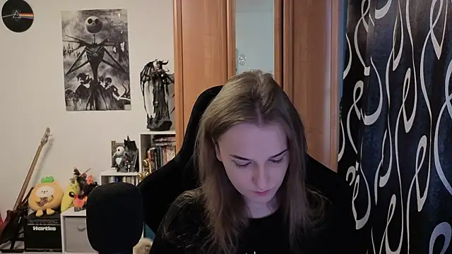 Snapshot of stellablondy chatting on October 11, 2:08 pm stellablondy online show from October 11, 2:08 pm