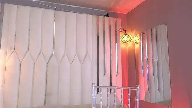 Megan Do Santos online show from June 27, 8:37 pm