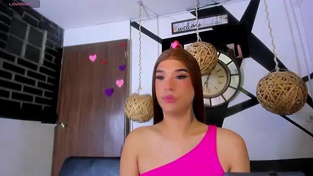 victoria aleia  online show from July 27, 9:54 pm