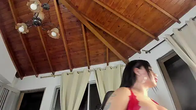 IsaFontanna online show from February 6, 3:45 am