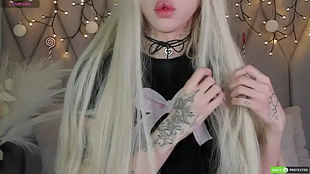 Joy Barker online show from December 20, 8:42 am