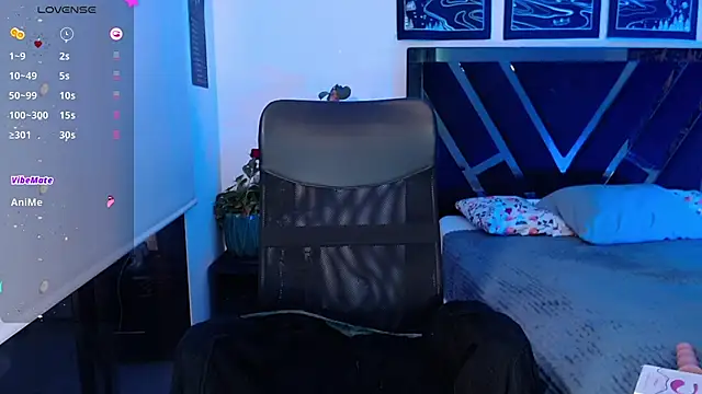 Snapshot of The_queen_of_pleasure chatting on February 17, 12:32 am The queen of pleasure online show from February 17, 12:32 am