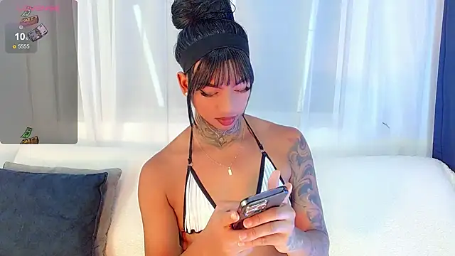 laura sweett120 online show from March 14, 6:06 am