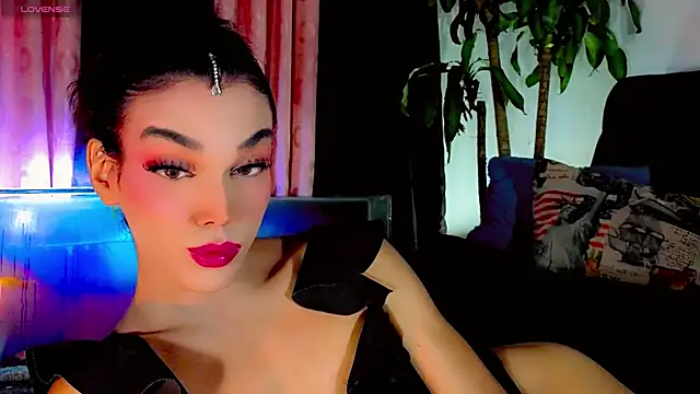 the-horus-girl online show from May 3, 3:11 am