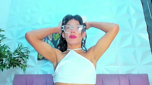 Briyit Doll online show from February 19, 3:28 am