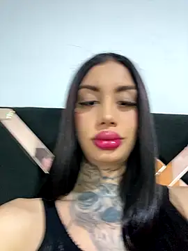 Zaratattoox online show from December 21, 7:36 am