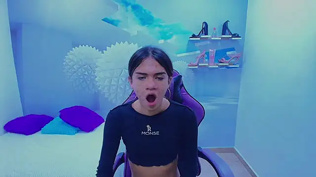 DEMI LEED online show from November 15, 12:36 pm