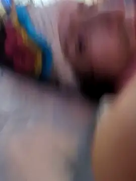 gurlnips online show from February 11, 1:20 am