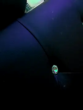 gurlnips online show from May 2, 2:27 am
