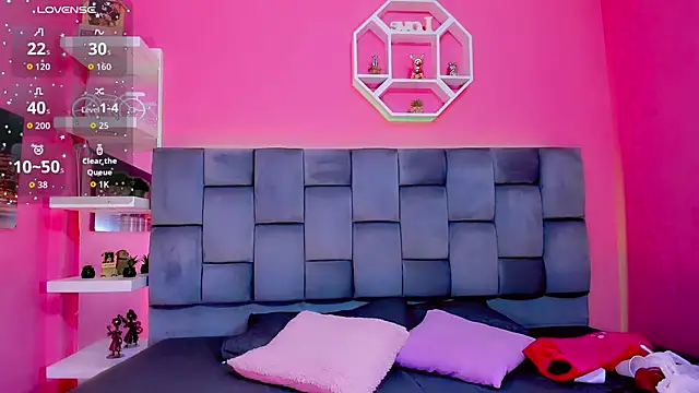 Saamanthaa11 online show from April 28, 5:12 am
