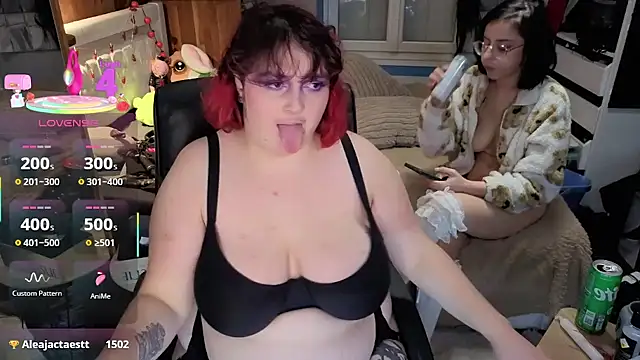 LadyRochester online show from December 1, 2:25 am