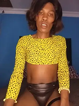 hoittytoittyxx online show from July 11, 4:33 pm