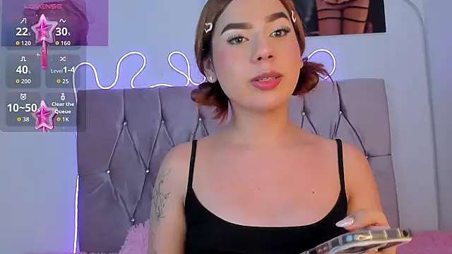 Snapshot of Ashley_piinkk_ chatting on September 23, 3:17 pm Ashley piinkk  online show from September 23, 3:17 pm