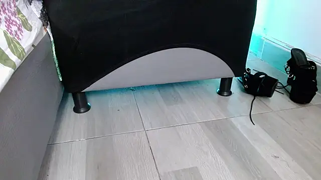 sara-bbc-dominant online show from November 17, 11:15 pm