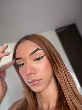 Nikol Rang   online show from March 4, 5:39 pm