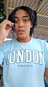 Snapshot of NickSull__ chatting on February 17, 12:59 pm NickSull   online show from February 17, 12:59 pm