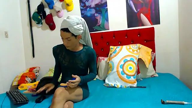 dirtycouplehot2 online show from August 3, 10:27 pm