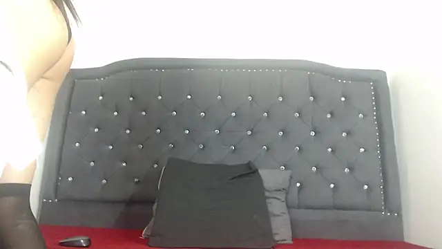 little babylove online show from March 4, 8:05 pm