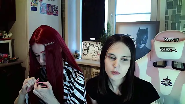 Snapshot of BlackHe4rts_ chatting on February 13, 11:06 am BlackHe4rts  online show from February 13, 11:06 am