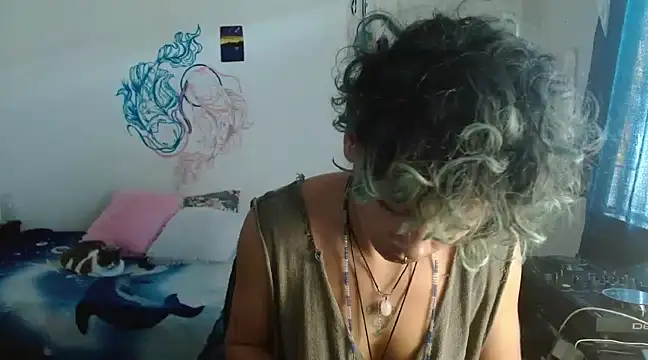 fenixmfx19 online show from December 20, 4:04 pm