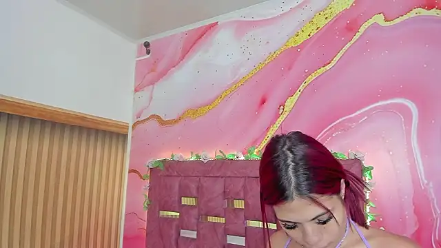 Daisy  rose online show from February 10, 3:02 am