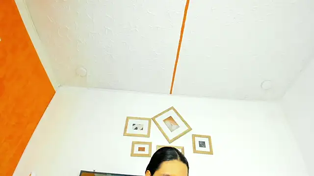Alison Chan  online show from July 3, 9:20 pm