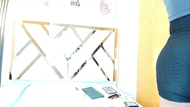 Alison Chan  online show from August 2, 9:36 pm