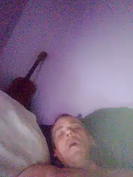 Snapshot of sexsuchti80 chatting on October 5, 12:55 am sexsuchti80 online show from October 5, 12:55 am