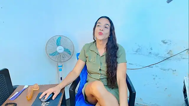 Oh Tique online show from February 6, 3:12 am