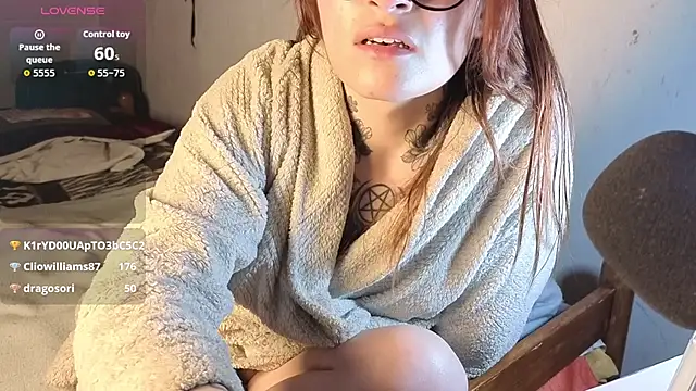 kittenlizz online show from July 19, 10:24 pm