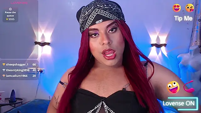 Emili Roux online show from November 13, 6:59 pm