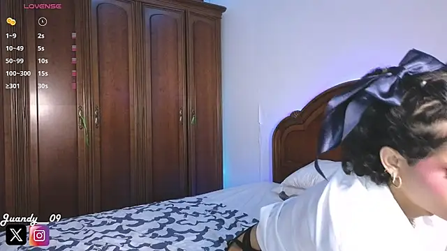 Snapshot of Abby_bella09 chatting on March 7, 11:10 am Abby bella09 online show from March 7, 11:10 am