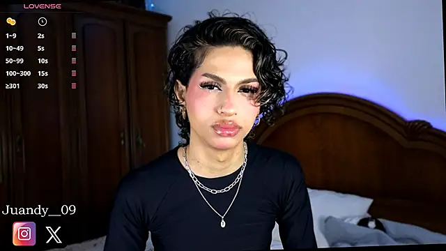 Snapshot of Abby_bella09 chatting on March 22, 8:40 am Abby bella09 online show from March 22, 8:40 am