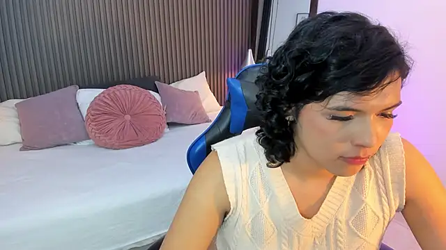sammybrunette1 online show from May 26, 3:03 am
