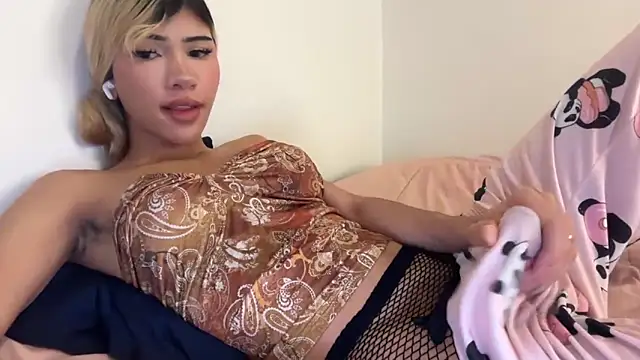 valeri-bigcock online show from March 26, 8:40 am